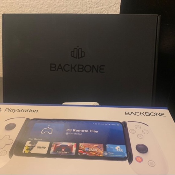 NEW Playstation BackBone Controller for iPhone *Factory Sealed in Box* - Picture 2 of 5